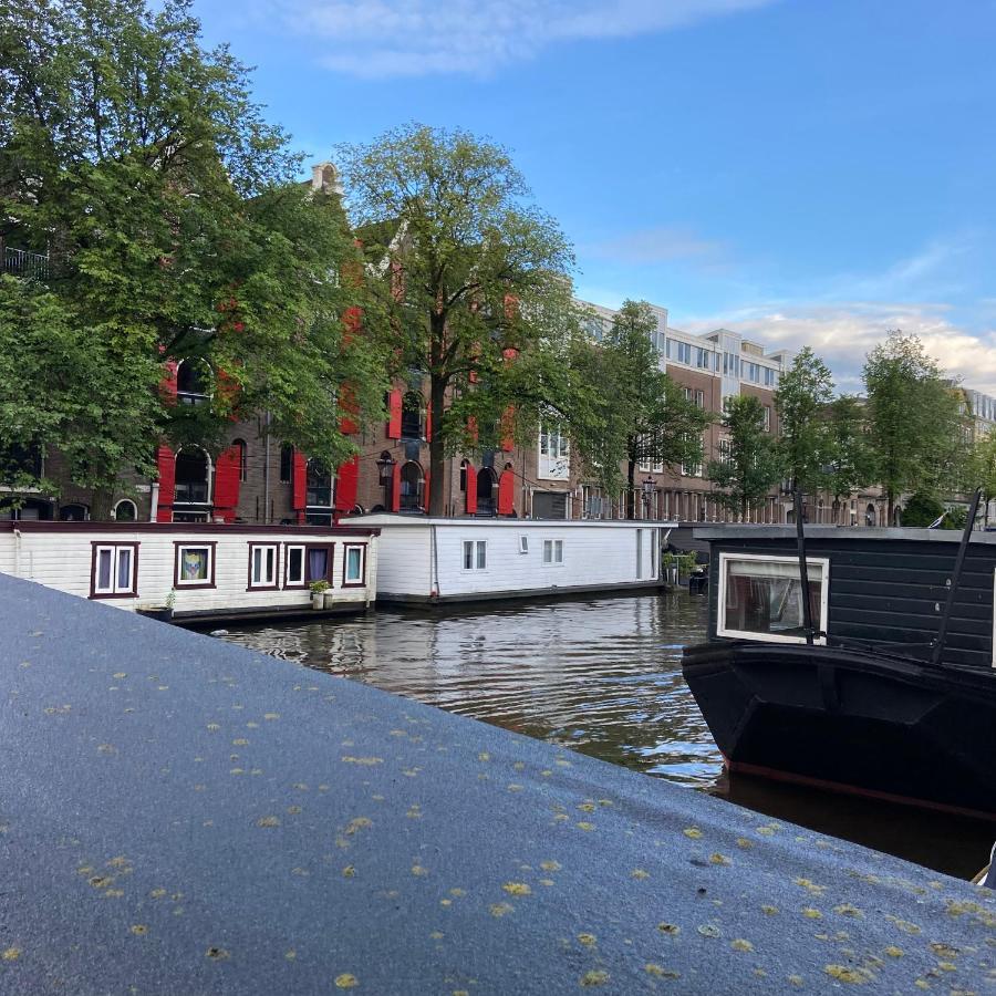 Houseboat Bonnie Bed & Breakfast อัมสเตอร์ดัม ภายนอก รูปภาพ