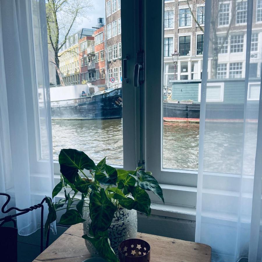 Houseboat Bonnie Bed & Breakfast อัมสเตอร์ดัม ภายนอก รูปภาพ