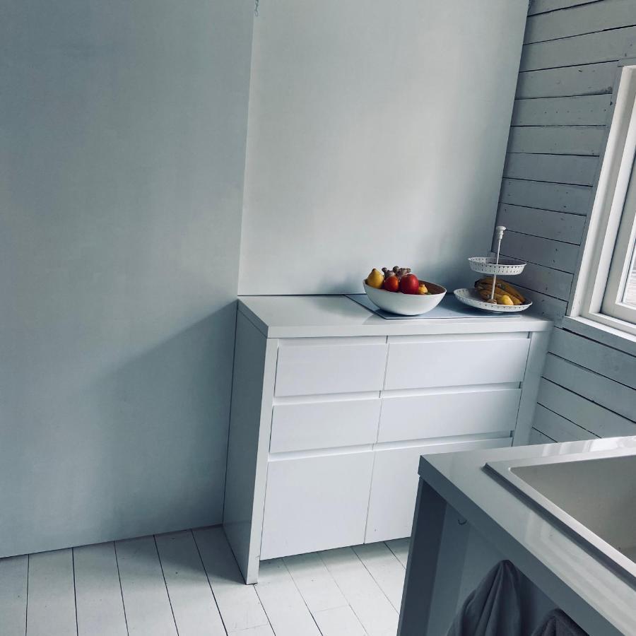 Houseboat Bonnie Bed & Breakfast อัมสเตอร์ดัม ภายนอก รูปภาพ